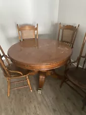 Solid oak Antique table With Chairs