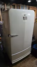 1948 GM MJ-7 Frigidaire Vintage Refrigerator