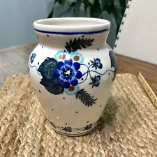 VTG Boleslawiec Unikat Signed Polish Pottery Vase Passion Fruit Floral Vine READ