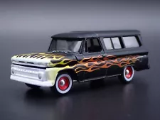 1965 65 CHEVY CHEVROLET SUBURBAN RARE 1:64 SCALE DIORAMA DIECAST MODEL CAR