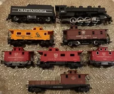 Estate Sale HO Scale Chattanooga Steam Engine, Tender & 6 Cabooses