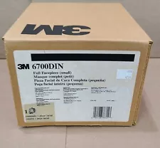 New 3M 6700DIN Reusable Full Facepiece Respirator, Size Small, 6000DIN Series