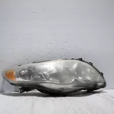 2009-2011 Toyota Corolla Right Passenger Side Headlight OEM 8111002670 (For: 2009 Toyota Corolla)