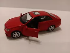 UNI-Fortune Mercedes Benz E63 AMG Diecast Red 1:36 Scale