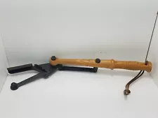 Vintage Remington Automatic Hand Trap Skeet Clay Pigeon Thrower with Wood Handle