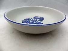 Pfaltzgraff Yorktowne - 8" round Vegetable Serving Bowl - 2007 - USA - EUC