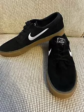 Nike Men’s 11 Skateboarding Shoes Stefan Janoski Black Suede AQ7475-003