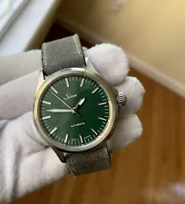 Sinn 556 I Limited Edition Emerald Green