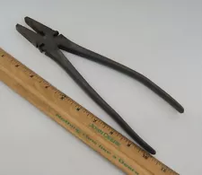 Rare Berlin 10” Button Pliers 3 way wire cutting ANTIQUE TOOL HORSE Fence SM2570