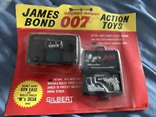 1965 GILBERT JAMES BOND 007 ATTACHE BARETTA CAP GUN CASE & M'S DESK SEALED