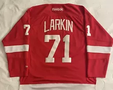 Dylan Larkin Jersey XXL - Reebok