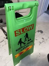 1 Pieces Reflective Kids Playing Sign for Street Slow Down Kids at Play Sign 24