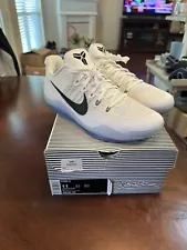 Nike Kobe 11 White Fundamental Size 11