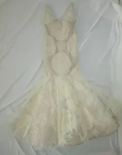 VERA WANG ivory floral mermaid gown size 42 US 6