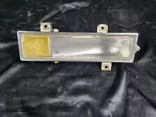 1979-1985 CADILLAC ELDORADO LEFT FRONT DRIVER MARKER TURN LIGHT LAMP 5970537 (For: 1984 Eldorado)