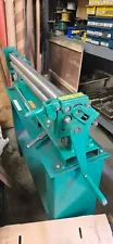 Tennsmith Roll SR36 22 gage hand operated. With Optional Stand