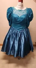 Vntg 80s Prom Dress Plus size 19/20 * Teal Lace & Satin*Puff Sleeve & Back Bow