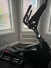 Sole Elliptical E25-New: Never Used, Great Condition