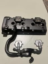 2016 2017 2018 2019 yamaha R1M valve cover with gasket