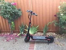 Fast Adult Electric Scooter 28mph 30 Mile Range COMES WITH CHARGER,TOOLS,SEAT.