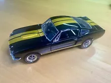 RARE Franklin Mint 1966 Shelby Mustang GT- 350H Black / Gold 1:24 LE with PAPERS