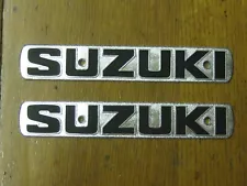 OEM NOS Suzuki T500/350 TS400/250 TM400/250 TC125/185 Fuel Tank Emblems Badges