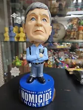 Lieutenant JOE KENDA: HOMICIDE HUNTER 8" Bobble Head Sound (Not Tested) Has Mark