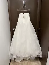 Size 12 WToo Wedding Dress Bridal Gown Strapless Sweetheart Lace