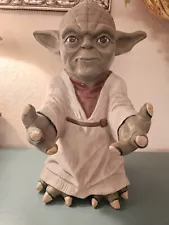 Collectable Life-Size Star Wars Yoda Statue-Painted Compressed Foam-Very Good