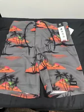 Hurley Phantom Eco Weekender 20" Length Size 32 New Tropics 32in Palm Trees