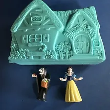 Vintage 1993 Mattel Disney Snow White Once Upon a Time Play Set