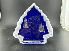 Crystal Glass Arrow Head Shape with Wolf and Tree On A Blue Background For Sale