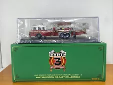 1/64 Code 3 Collectors FDNY Ladder 114 2009 Christmas Edition Fire Truck # 12568