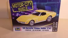 1969 Yenko Corvette Plastic Model Car Kit