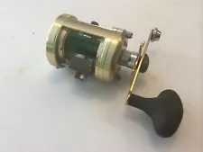 Shimano Calcutta 400 Reel