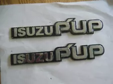 2 83 84 85 86 87 ISUZU PUP PICKUP TRUCK SIDE FENDER EMBLEM LOGO BADGE SIGN OEM