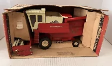 Vintage ERTL International Hydrastatic Combine Diecast Tractor