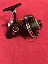 VINTAGE PENN 712 Z FISHING REEL