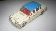 DINKY 135 TRIUMPH 2000