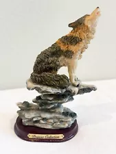 Vintage Premier Collection Northwestern Wolf Statue Figurine 1990s Animal Art