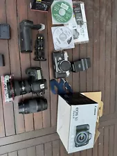 Canon 5D Mark III SLR Camera & Canon 17-40mm L & 75-300mm 20000 shuttercount