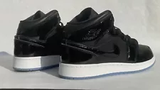 Jordan 1 mid - Space Jam- Size 5y(W: 6.5) DV1337 004. Great pre-loved condition.