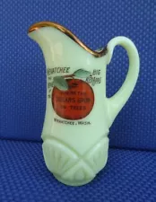 UG Uranium HEISEY Custard Glass Souvenir Sm Pitcher - Wenatchee Wash with apple