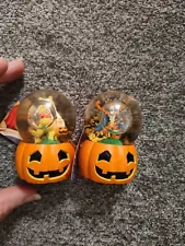 Winnie The Pooh & Tigger DISNEY SNOW GLOBES 2X3 INCHES Halloween