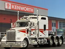 1/64 DCP WHITE/RED KENWORTH W900L TRI AXLE W/ 86" STUDIO SLEEPER