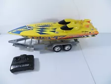 New Bright Fountain Pier 57 Yellow 23" RC Speed Boat Trailer & Remote 2001 READ