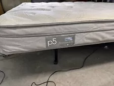 queen size sleep number bed P5 Model