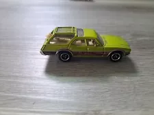 Matchbox 1/64 Diecast Heritage Classics Green 1971 Oldsmobile Vista Cruiser