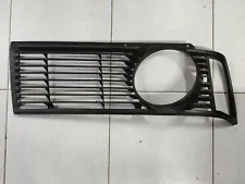 BMW E21 grille front left !!NEW!! 51131834759