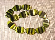 Beautiful Strand of 30mm x 20mm Oval Green Shell Beads Lot# 893